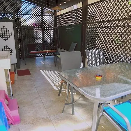 Apartment Garden Larnaka